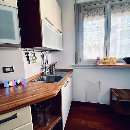 Elegante Bilocale In Zona Porta Romana ميلان